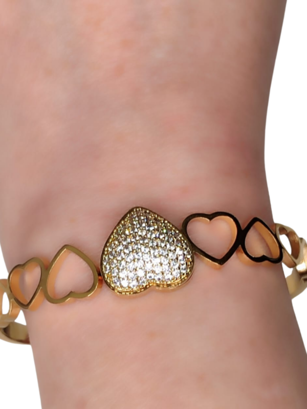 Brazalete corazones fantasia