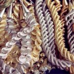 collares bisuteria dorados o plateados