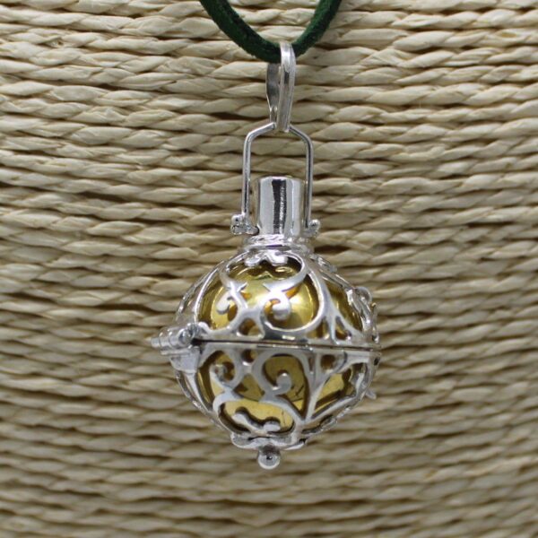 Campana de ángel de plata 925 calada con cordón