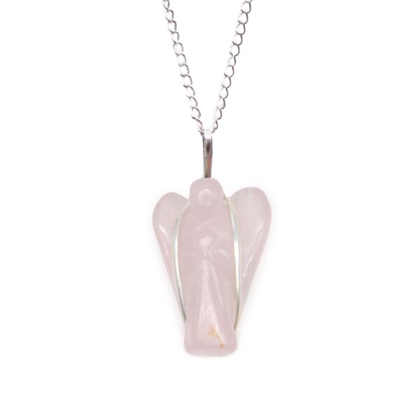 Colgante de ángel de la guarda tallado en cuarzo rosa con hilo y cadena bañados en plata