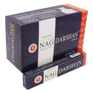 Paquete de incienso Golden Nag Darshan de 15 g, azul, delante de su caja expositora