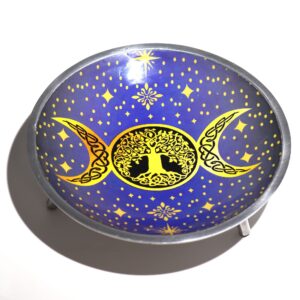 Plato de ofrendas de aluminio esmaltado con tres patas, triple luna dorada y árbol de la vida sobre fondo morado
