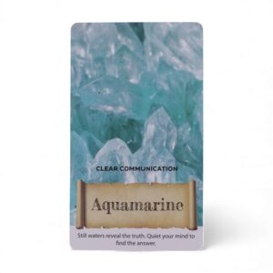 Caja del mazo de cartas oráculo de cristales y elixires con una drusa de amatista morada en la tapa