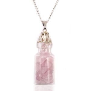 Inicio 21 Collar con frasquito de vidrio lleno de trocitos de cuarzo rosa, tapón plateado calado y cadena