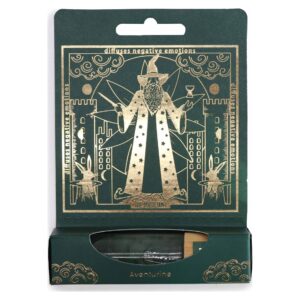 Envase verde de perfume roll-on con la carta de El Mago en dorado y el frasco de aventurina verde en la ventana