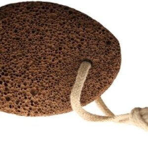 Piedra volcánica ovalada de color marrón con poros y un cordón de algodón anudado