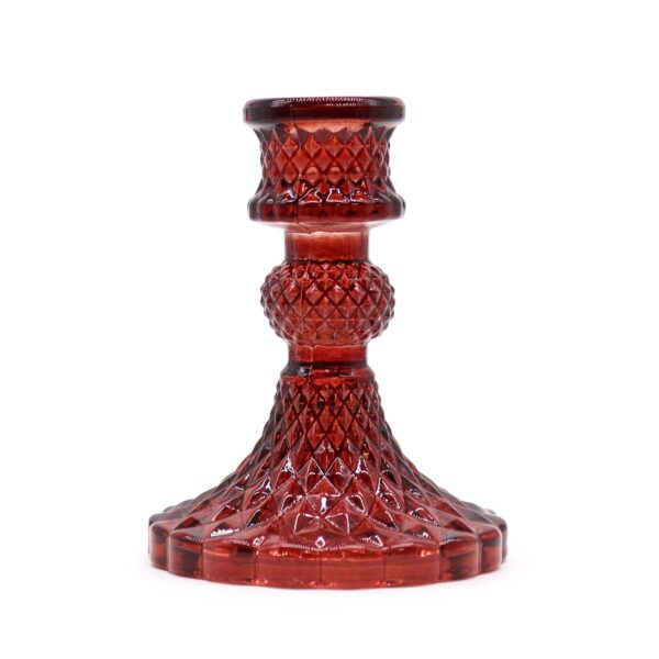 Portavelas vintage de vidrio prensado rojo oscuro, entre granate y vino, con relieve de rombos y pie ondulado
