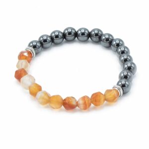 Pulsera de cuentas facetadas de cornalina naranja y cuentas magnéticas grises con dos separadores plateados