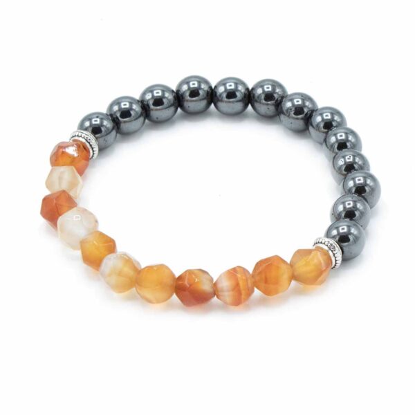 Pulsera de cuentas facetadas de cornalina naranja y cuentas magnéticas grises con dos separadores plateados