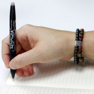 Pulsera doble de cuentas de jaspe Picasso multicolor y de hematita magnética con un tubo grabado con un árbol de la vida