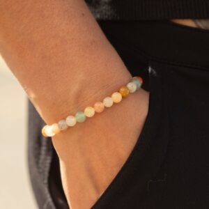 Pulsera elástica fina de cuentas de ágata de 6 mm en naranja, miel, crema y verde agua