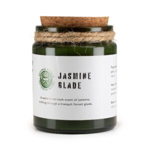 Vela de soja Jasmine Glade en tarro de vidrio verde con tapón de corcho y cordel al cuello